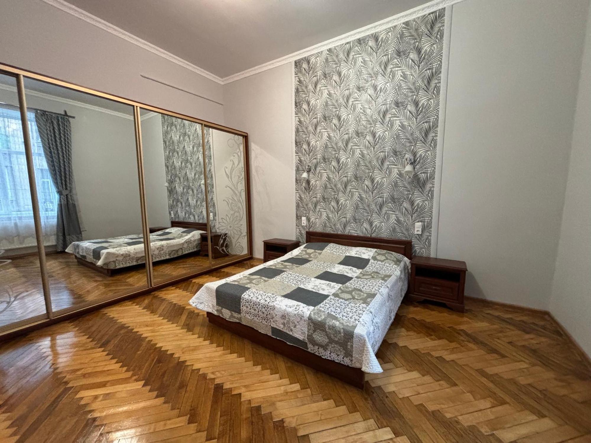 Apartament Айстра Lwów Zewnętrze zdjęcie